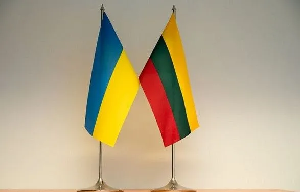 Україна та Литва впроваджують спрощений обмін водійських посвідчень