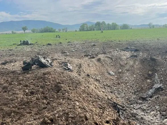 У Криму знову чули вибухи: окупанти кажуть, що збили дві українські ракети "Грім"