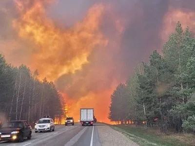 Одразу в трьох регіонах росії спалахнули масштабні пожежі