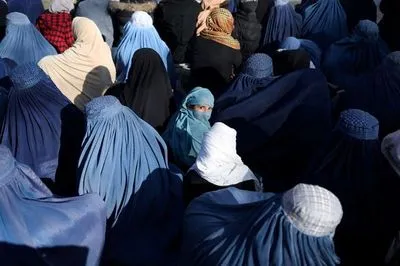 ООН закликає афганських талібів припинити публічні побиття та страти
