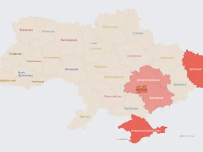 В нескольких областях Украины раздаются взрывы - СМИ