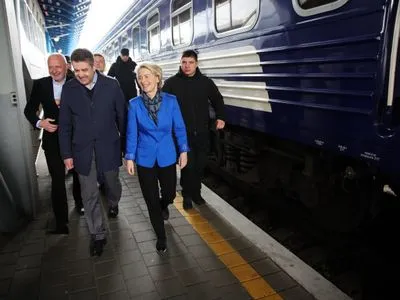Глава Еврокомиссии прибыла в Киев на День Европы