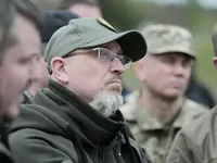 Глава Минобороны Украины присоединился к тестированию танка "Оплот" на Харьковщине