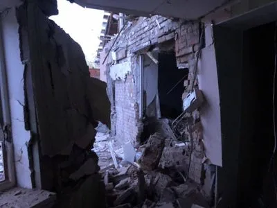 Вночі окупанти обстрілювали Нікополь, є пошкодження будівель