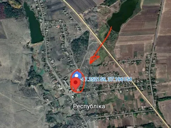 Около 50 оккупантов стали рядом с кобзоном: Андрющенко о прилете в Мариупольском районе
