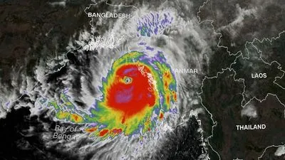 Циклон Mocha переріс в ураган: під ударом Бангладеш та М'янма