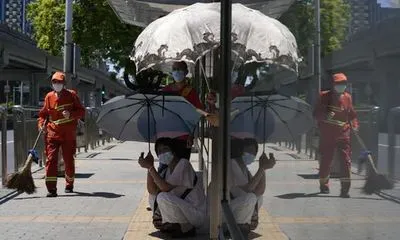 Китайські міста "киплять" від спеки і готуються до нових рекордних температур