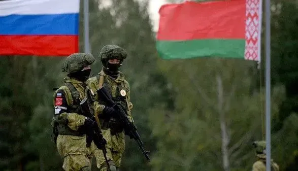 В беларуси сейчас около 2,5 тысячи российских военных
