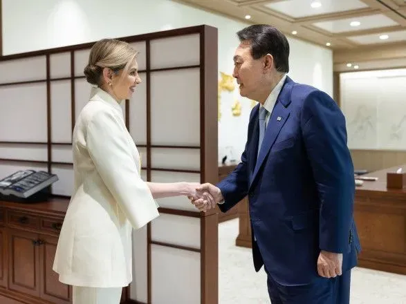 Зеленська у Сеулі зустрілась з президентом Південної Кореї: обговорили потребу України у засобах ППО
