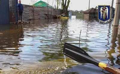 Рівень води у Дніпрі продовжує спадати, але все ще фіксується затоплення заплави