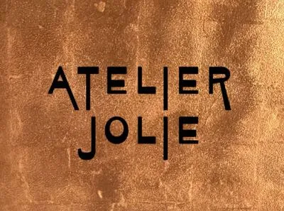 Анджелина Джоли запускает собственный модный дом Atelier Jolie