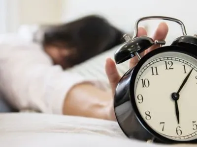 Спасти сон и покой: сомнолог дала советы, как уберечь сон и здоровье в условиях ночных атак врага