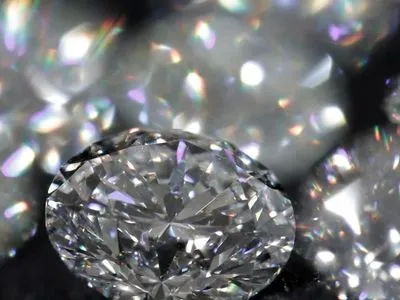 Країни G7 планують обмежити експорт російських алмазів - ЗМІ