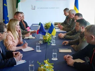 Зеленский на полях саммита G7 встретился с премьером Италии: подчеркнул подготовку украинских пилотов