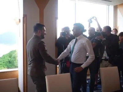 Зеленский встретился с Сунаком на полях саммита G7 - Reuters