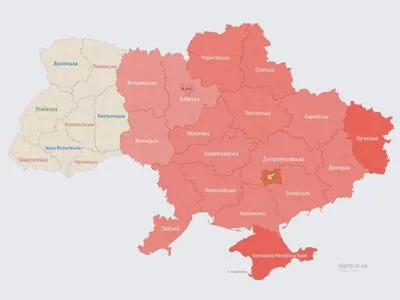 Взрывы слышны еще в двух областях Украины