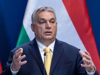 Прем'єр Угорщини Орбан вважає, що українцям на полі бою не перемогти