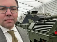 Вже скоро: посол Макеєв показав танки Leopard 1, які Німеччина передасть Україні