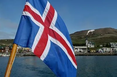 Ісландія передала нафтовози для української армії