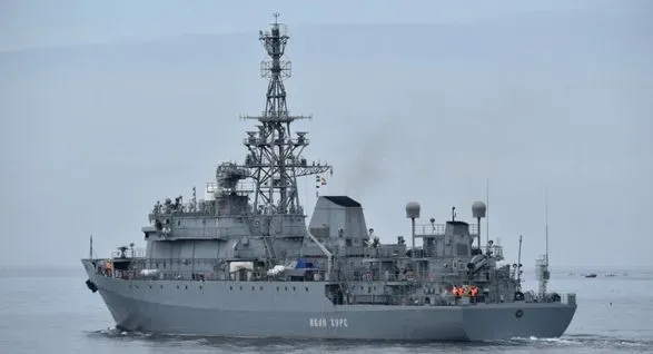 Атака на "Иван Хурс": в минобороны рф утверждают, что корабль якобы вернулся в Севастополь