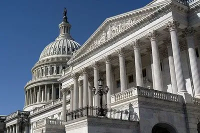 Вашингтон поступово наближається до укладення угоди щодо стелі боргу