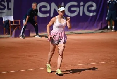 Теніс: Світоліна стала чемпіонкою турніру WTA у Франції, обігравши росіянку