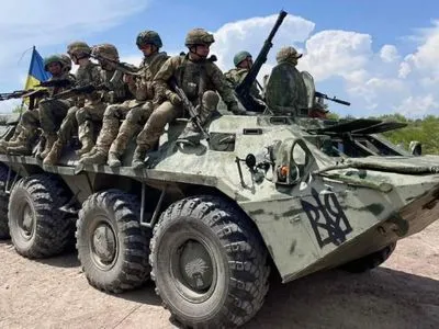 Рашисти зосереджують зусилля на спробах повного захоплення Донбасу: українські військові відбили 13 атак