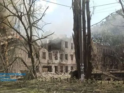 Ракетный удар по Днепру: разобрано 90% завалов, 32 человека пострадали