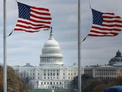 Повышение потолка госдолга США: Белый дом и Конгресс достигли предварительного соглашения