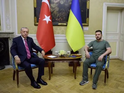 Сотрудничество Украины и Турции принесет еще больше пользы людям: Зеленский провел телефонный разговор с Эрдоганом