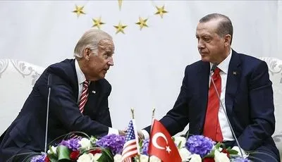 Байден привітав Ердогана з перемогою на виборах. Лідери Туреччини та США виступили за розвиток зв'язків