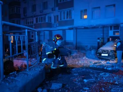 Нічна атака рф на Київ: у КМВА повідомляють про одну жертву та 7 поранених