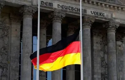 Германия закроет четыре российских консульства из пяти - СМИ