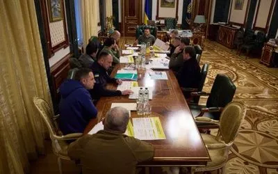 Зеленский провел специальное совещание по санкциям