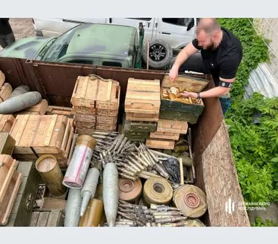Более 10 тонн российских боеприпасов и зенитную установку нашли на деоккупированной территории Харьковщины