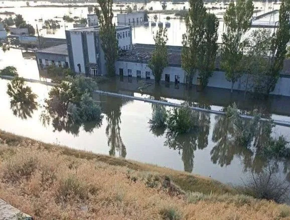 Вследствие уничтожения Каховской ГЭС полностью затоплен единственный в Украине осетровый завод