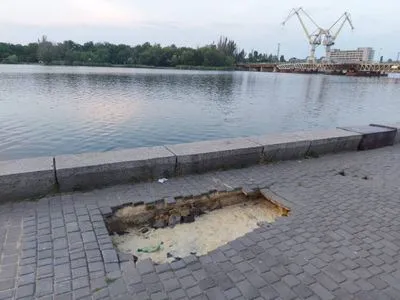 Рівень води в акваторії Миколаєва знизився на сантиметр