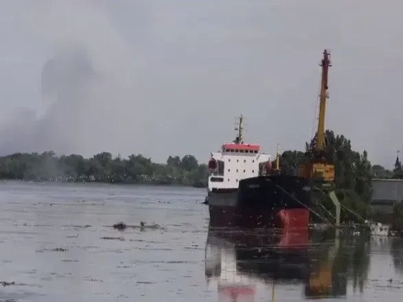 Россияне обстреливают затопленные районы: в Минобороны показали видео из Херсона