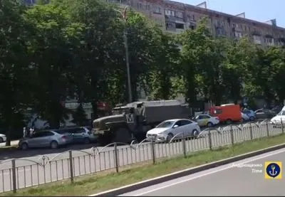 Тентовані вантажівки та "Солнцепек": окупанти почали перекидати резерви у бік Бердянська