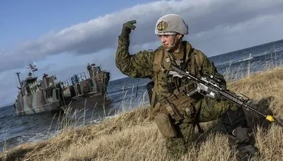 НАТО может разместить войска в Швеции до вступления Стокгольма в альянс - правительство