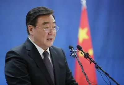 Південна Корея викликала посла Китаю через звинувачення у "надмірному ухилі" в бік США