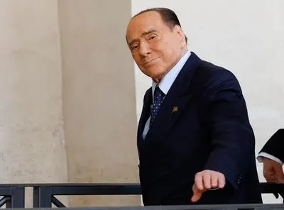 Сільвіо Берлусконі знову госпіталізований. Цього разу для обстеження на лейкемію