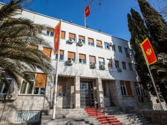 Черногория проводит внеочередные парламентские выборы, чтобы обеспечить реформы и путь в ЕС