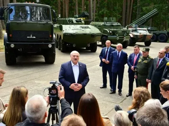 білорусь почала отримувати російську ядерну зброю — Reuters
