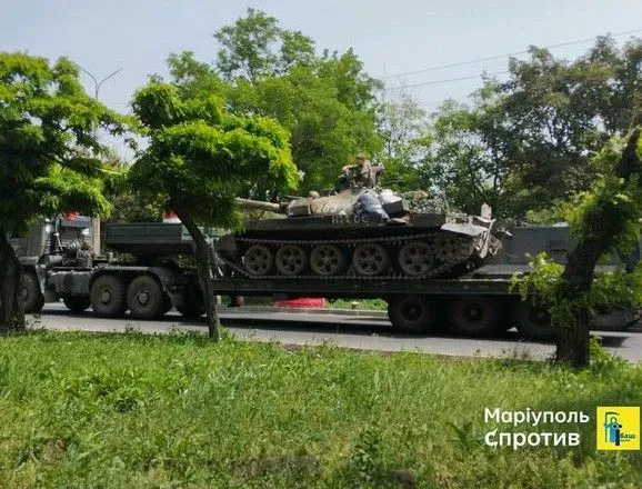 Мариуполь: оккупанты под видом "скорой помощи" везут боекомплекты в направлении Бердянска