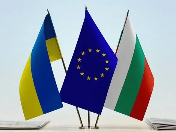Болгария стремится присоединиться к инициативе ЕС по закупке снарядов для Украины