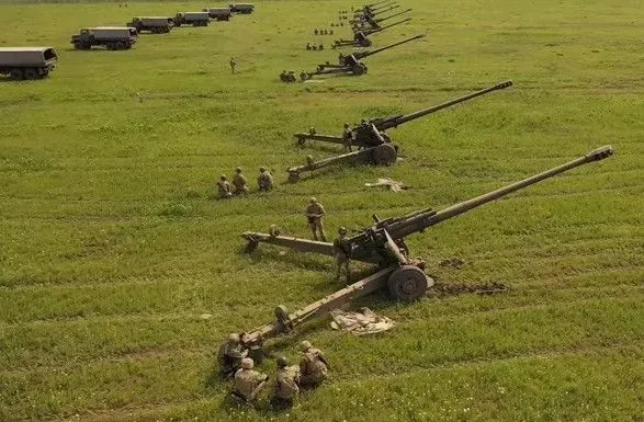 Генштаб ВСУ: ракетные войска и артиллерия поразили 3 пункта управления армии рф