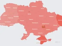Україною поширилась масштабна повітряна тривога