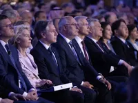 Блінкен зустрівся з представниками G7: поговорили про Україну і візит до Китаю