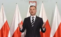 Президент Польщі порівняв росію з диким звіром, якого треба застрелити